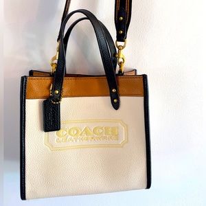 Coach crossbody tote bag